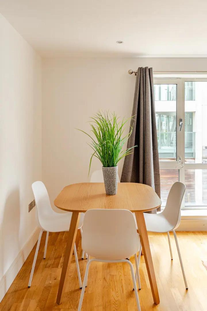 Brand New Flat In Central London With Car Park Londres Exterior foto